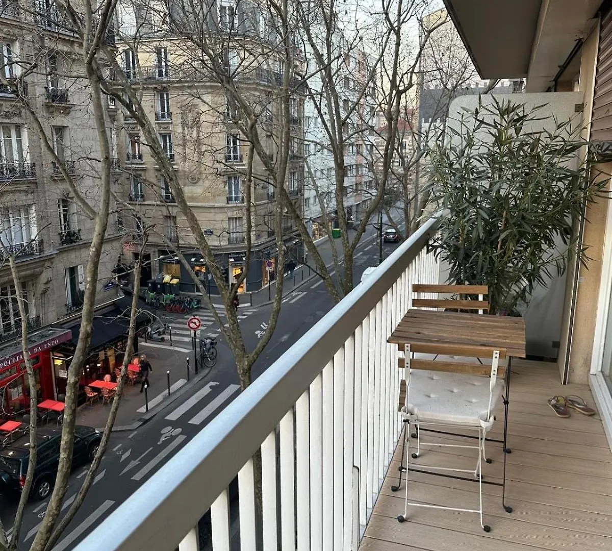 Vue Tour Eiffel Depuis La Rue Apartment Paris